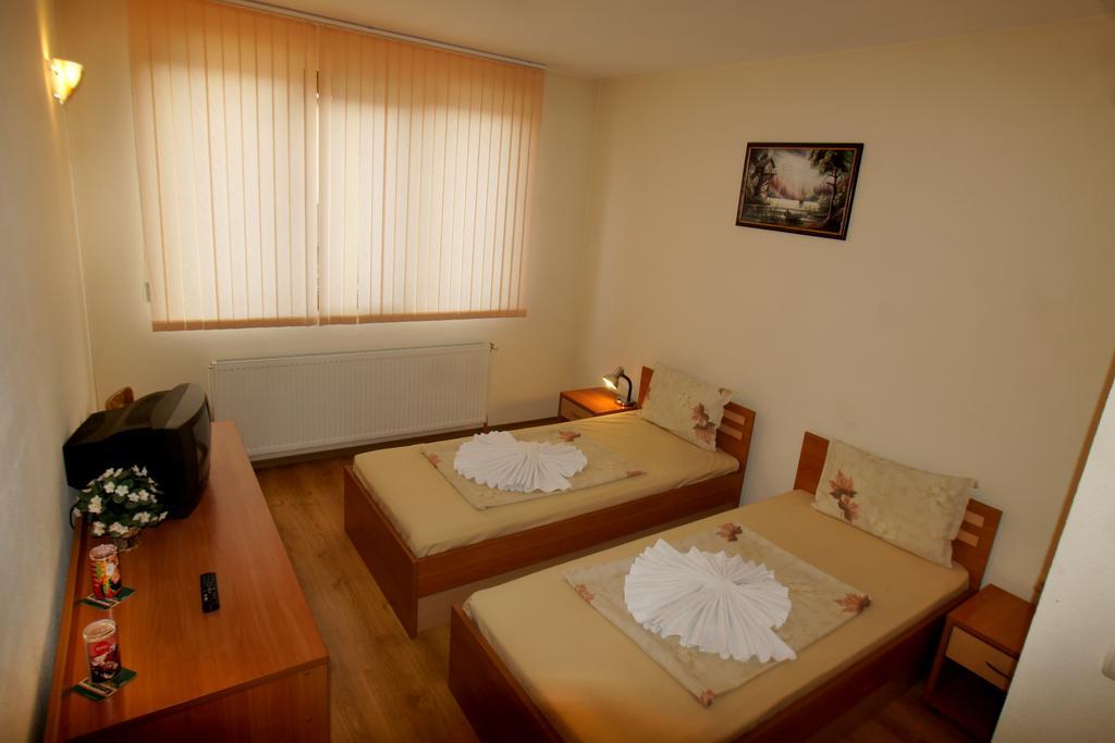 Family Hotel St. Constantine And Helena Iwajłowgrad Pokój zdjęcie