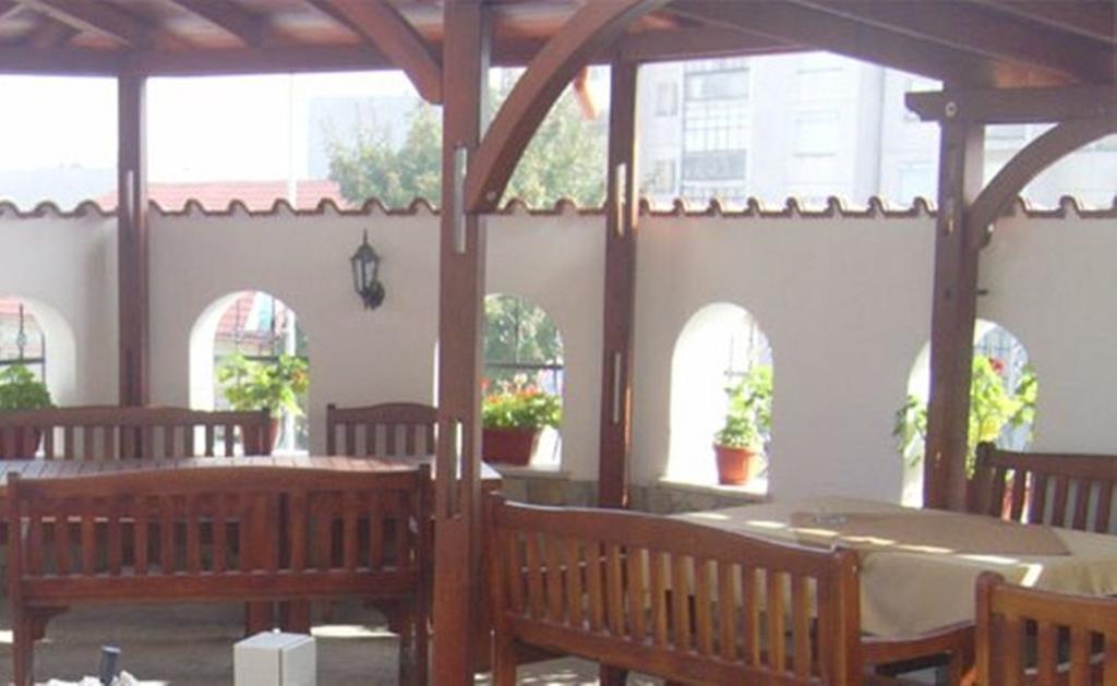 Family Hotel St. Constantine And Helena Iwajłowgrad Zewnętrze zdjęcie